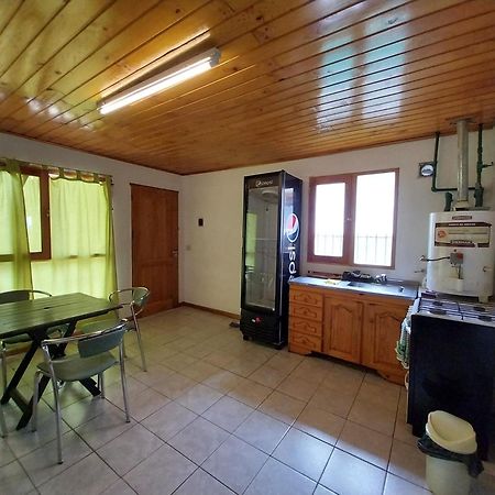 Хостел El Refugio Casa De Montana Сан-Мартін-де-лос-Андес Екстер'єр фото